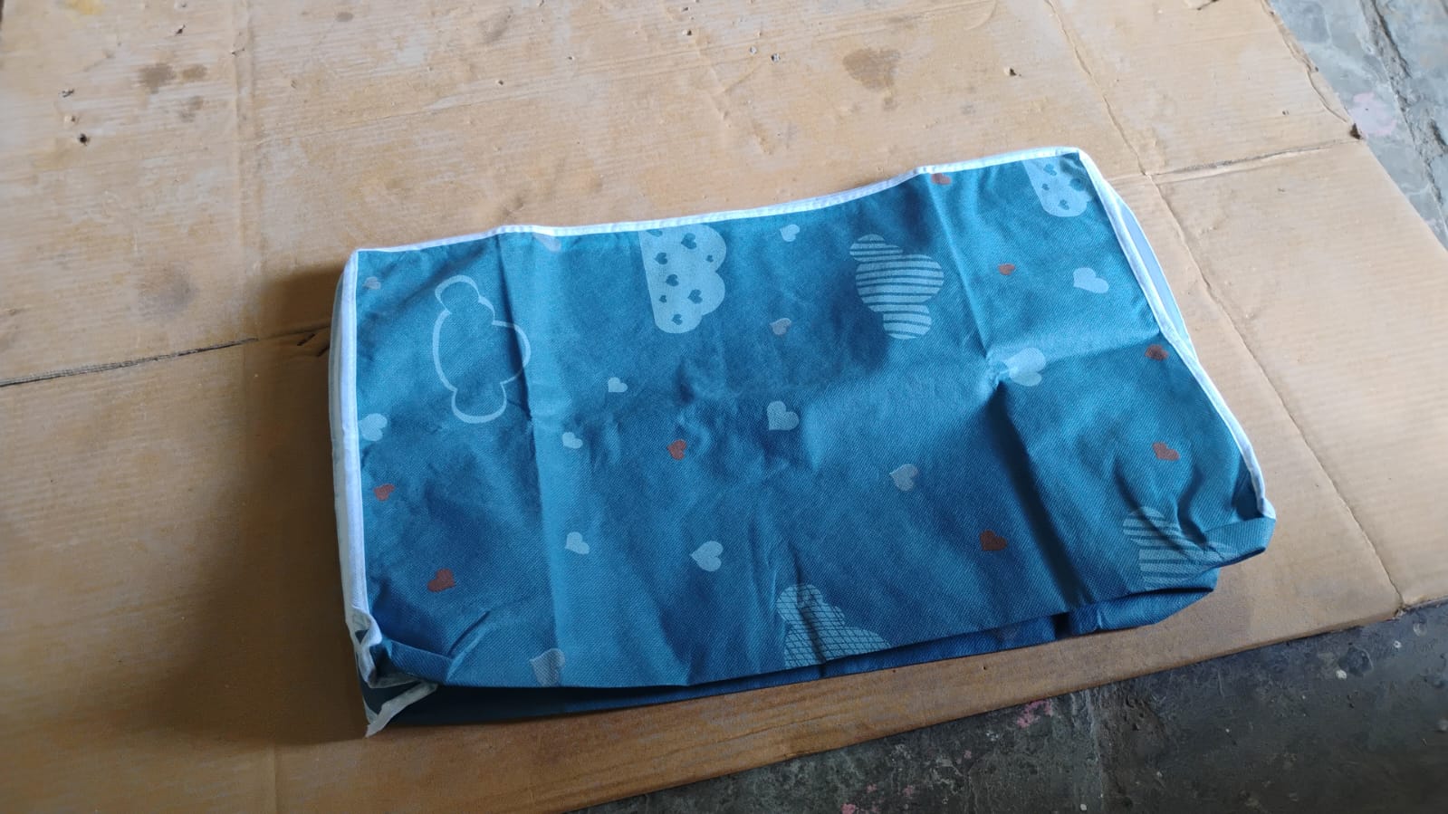 Multipurpose Zipper Storage Cloth Bag (1 Pc / 55×35 CM) Multipurpose Zipper Storage Cloth Bag (1 Pc / 55×35 CM)